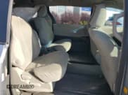 ✅ 2011 Toyota Sienna • VIN: 5TDZK3DC2BS155527 • Lot: 92802835. Listed on Copart with 155,581 mi. Free auction sales archive from the USA and detailed vehicle history report at DreamBid. Image 11.