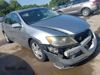 ✅ 2008 Acura RL Technology • VIN: JH4KB16688C001085 • Lot: 42715157. Wystawiony na IAAI z przebiegiem 301 775 mil. Bezpłatny archiwum sprzedaży aukcyjnych z USA i szczegółowy raport historii pojazdu na DreamBid. Zdjęcie 1.