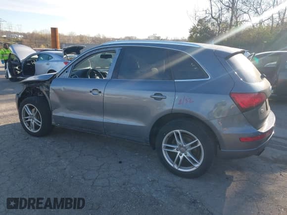 ✅ 2013 Audi Q5 Premium Plus • VIN: WA1LFAFP7DA011481 • Лот: 43680092. Опубликован ранее на IAAI с пробегом 183 114 миль. Бесплатный доступ к архиву аукционных продаж из США и подробный отчёт об истории автомобиля на DreamBid. Изображение 3.