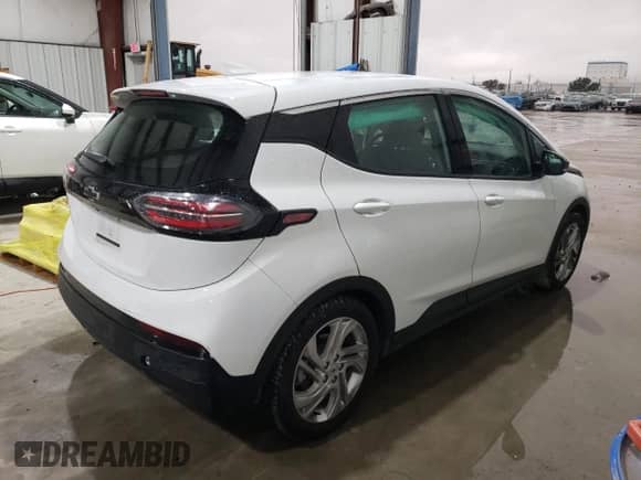 2023 Chevrolet Bolt EV 1LT z VIN 1G1FW6S02P4149370, wystawiony jako Copart lot #37364634 z przebiegiem 16 703 mil mil oraz . Historia ofert i sprzedaży dostępna na DreamBid. Obrazek 3.