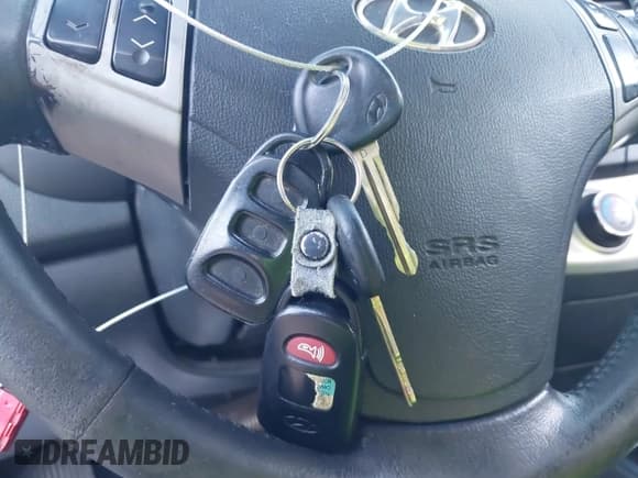 ✅ 2010 Hyundai Elantra GLS • VIN: KMHDU4AD6AU139036 • Lot: 43636824. Listed on IAAI with 233,591 mi. Free auction sales archive from the USA and detailed vehicle history report at DreamBid. Image 11.