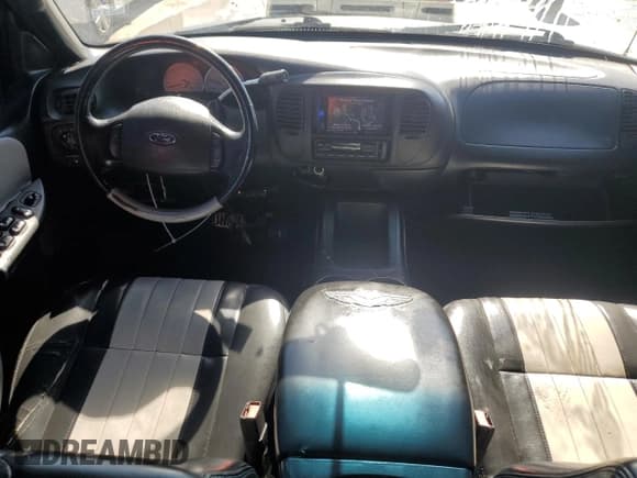 ✅ 2003 Ford F-150 Harley-Davidson • VIN: 1FTRW07363KD62641 • Lot: 47803305. Listed on Copart with 251,123 mi. Free auction sales archive from the USA and detailed vehicle history report at DreamBid. Image 8.