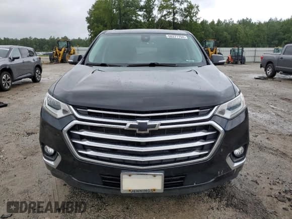 ✅ 2018 Chevrolet Traverse High Country • VIN: 1GNEVKKWXJJ225050 • Lot: 66377704. Wystawiony na Copart z przebiegiem 130 088 mil. Bezpłatny archiwum sprzedaży aukcyjnych z USA i szczegółowy raport historii pojazdu na DreamBid. Zdjęcie 5.