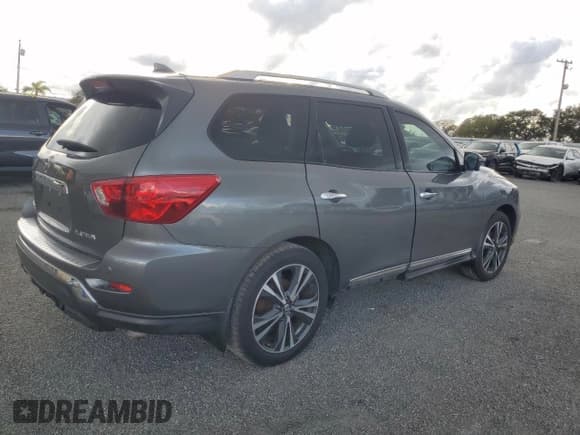 ✅ 2020 Nissan Pathfinder Platinum • VIN: 5N1DR2DN6LC632959 • Lot: 85457144. Wystawiony na Copart z przebiegiem Nie podano. Bezpłatny archiwum sprzedaży aukcyjnych z USA i szczegółowy raport historii pojazdu na DreamBid. Zdjęcie 3.
