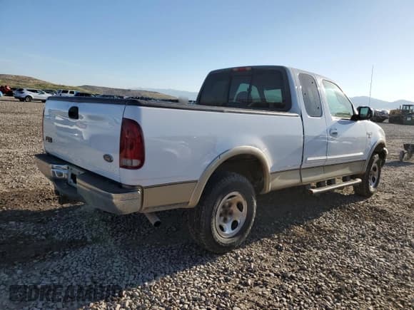 ✅ 1999 Ford F-150 XL • VIN: 2FTRX18L6XCA40819 • Lot: 55090815. Wystawiony na Copart z przebiegiem 132 738 mil. Bezpłatny archiwum sprzedaży aukcyjnych z USA i szczegółowy raport historii pojazdu na DreamBid. Zdjęcie 3.