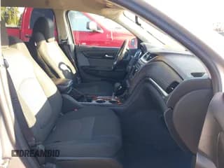 ✅ 2013 Chevrolet Traverse LT • VIN: 1GNKRGKD9DJ228707 • Lot: 43398452. Wystawiony na IAAI z przebiegiem 150 265 mil. Bezpłatny archiwum sprzedaży aukcyjnych z USA i szczegółowy raport historii pojazdu na DreamBid. Zdjęcie 5.