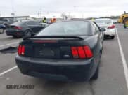 ✅ 1999 Ford Mustang • VIN: 1FAFP4040XF157766 • Lot: 42059696. Wystawiony na IAAI z przebiegiem 133 287 mil. Bezpłatny archiwum sprzedaży aukcyjnych z USA i szczegółowy raport historii pojazdu na DreamBid. Zdjęcie 4.