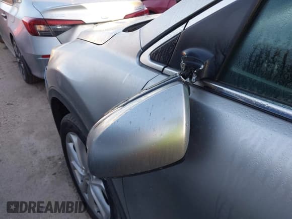 ✅ 2011 Mazda CX-9 Grand Touring • VIN: JM3TB2DA4B0302911 • Lot: 43788397. Wystawiony na IAAI z przebiegiem 202 604 mil. Bezpłatny archiwum sprzedaży aukcyjnych z USA i szczegółowy raport historii pojazdu na DreamBid. Zdjęcie 18.