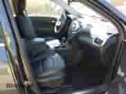 2018 Chevrolet Equinox Premier z VIN 3GNAXWEX1JS504549, wystawiony jako IAAI lot #43256484 z przebiegiem 64 262 mil mil oraz . Historia ofert i sprzedaży dostępna na DreamBid. Obrazek 5.