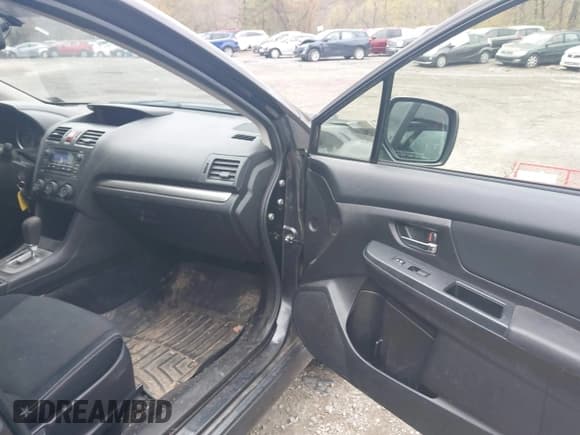 ✅ 2014 Subaru Crosstrek Premium • VIN: JF2GPAVC3E8303948 • Lot: 43527533. Listed on IAAI with 159,837 mi. Free auction sales archive from the USA and detailed vehicle history report at DreamBid. Image 5.