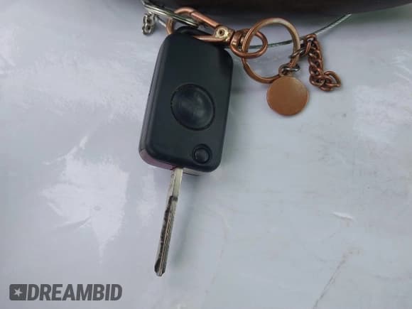 ✅ 1997 Mercedes-Benz E 320 • VIN: WDBJF55F3VJ034009 • Lot: 41710225. Wystawiony na IAAI z przebiegiem 239 673 mil. Bezpłatny archiwum sprzedaży aukcyjnych z USA i szczegółowy raport historii pojazdu na DreamBid. Zdjęcie 11.