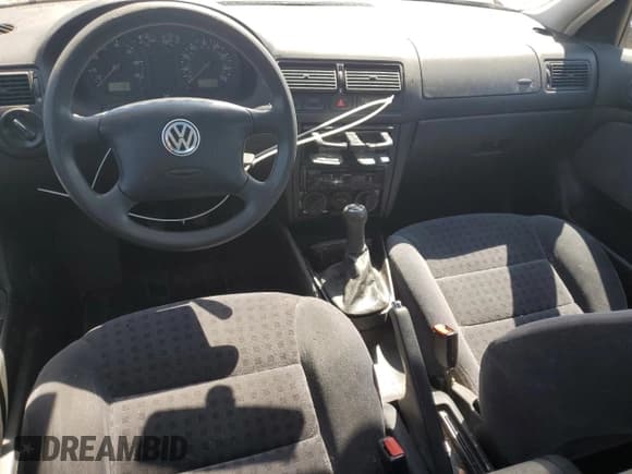 ✅ 2001 Volkswagen Golf • VIN: 9BWGS21J214003994 • Lot: 57911715. Listed on Copart with 157,787 mi. Free auction sales archive from the USA and detailed vehicle history report at DreamBid. Image 8.