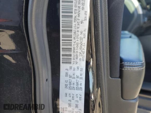 ✅ 2017 Jeep Cherokee Sport • VIN: 1C4PJLAS4HW541557 • Lot: 81975435. Wystawiony na Copart z przebiegiem 217 360 mil. Bezpłatny archiwum sprzedaży aukcyjnych z USA i szczegółowy raport historii pojazdu na DreamBid. Zdjęcie 12.