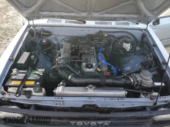 ✅ 1991 Toyota Pickup • VIN: JT4RN81A5M5108444 • Lot: 84263254. Listed on Copart with 229,851 mi. Free auction sales archive from the USA and detailed vehicle history report at DreamBid. Image 12.