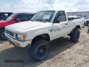 ✅ 1992 Toyota Pickup DLX • VIN: JT4VN01D6N0006014 • Лот: 42464647. Опубликован ранее на IAAI с пробегом 245 235 миль. Бесплатный доступ к архиву аукционных продаж из США и подробный отчёт об истории автомобиля на DreamBid. Изображение 2.