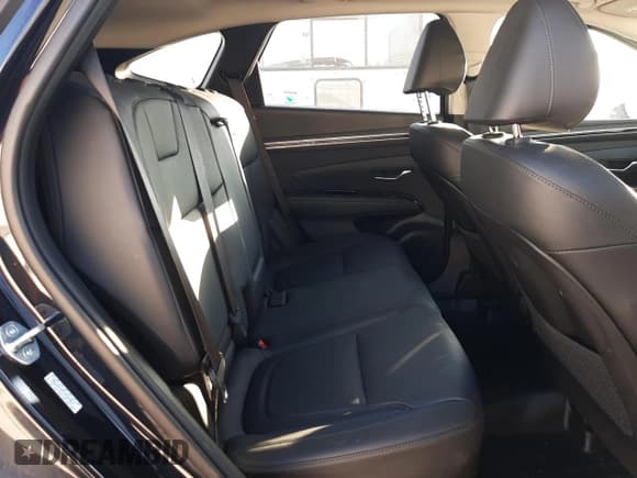 ✅ 2023 Hyundai Tucson Limited • VIN: KM8JECA11PU122766 • Lot: 75687984. Wystawiony na Copart z przebiegiem 15 521 mil. Bezpłatny archiwum sprzedaży aukcyjnych z USA i szczegółowy raport historii pojazdu na DreamBid. Zdjęcie 11.