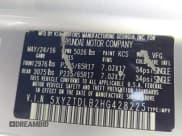 ✅ 2017 Hyundai Santa Fe 2.4L • VIN: 5XYZTDLB2HG428225 • Лот: 41621569. Опубликован ранее на IAAI с пробегом Не указан. Бесплатный доступ к архиву аукционных продаж из США и подробный отчёт об истории автомобиля на DreamBid. Изображение 9.