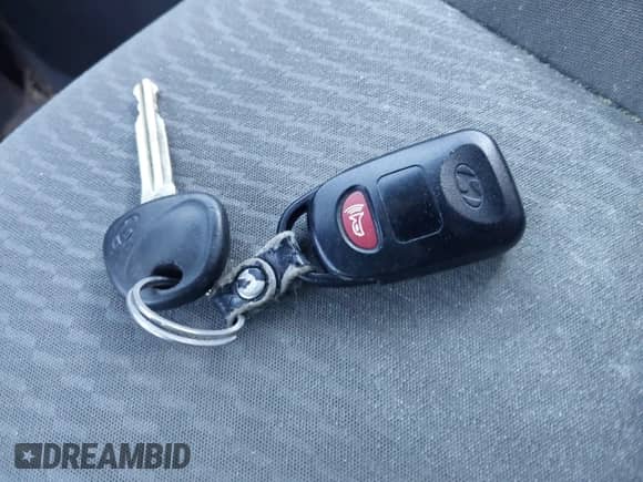 2016 Hyundai Elantra SE с VIN 5NPDH4AE5GH768114, выставлен на аукционе IAAI как лот 43505454 с пробегом 126 113 миль миль и . История ставок и продаж доступна на DreamBid. Изображение 11.