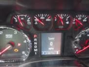 ✅ 2015 GMC Sierra 2500HD • VIN: 1GT22XE8XFZ113744 • Lot: 43418219. Listed on IAAI with 219,977 mi. Free auction sales archive from the USA and detailed vehicle history report at DreamBid. Image 7.