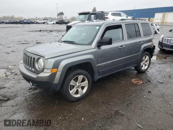 ✅ 2013 Jeep Patriot Sport • VIN: 1C4NJRBB9DD263950 • Lot: 86791465. Listed on Copart with 140,881 mi. Free auction sales archive from the USA and detailed vehicle history report at DreamBid. Image 1.