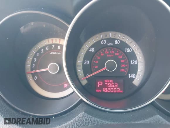 ✅ 2012 Kia Forte LX • VIN: KNAFT4A23C5532923 • Лот: 43694086. Опубликован ранее на IAAI с пробегом 182 053 миль. Бесплатный доступ к архиву аукционных продаж из США и подробный отчёт об истории автомобиля на DreamBid. Изображение 7.