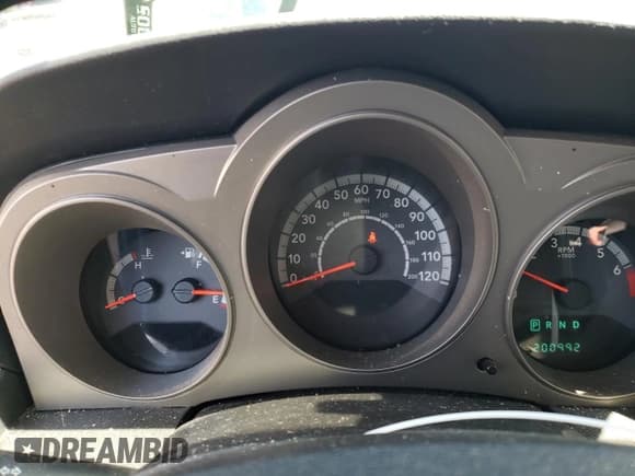 ✅ 2010 Dodge Avenger SXT • VIN: 1B3CC4FB1AN139385 • Лот: 65022134. Опубликован ранее на Copart с пробегом 200 992 миль. Бесплатный доступ к архиву аукционных продаж из США и подробный отчёт об истории автомобиля на DreamBid. Изображение 9.