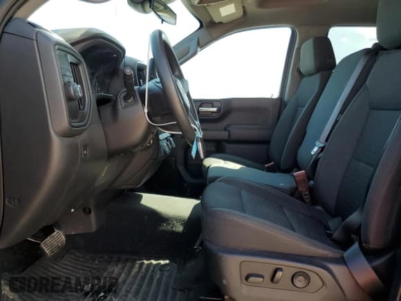 ✅ 2022 Chevrolet Silverado 1500 Custom • VIN: 3GCPABEK1NG639590 • Лот: 80809655. Опубликован ранее на Copart с пробегом 25 650 миль. Бесплатный доступ к архиву аукционных продаж из США и подробный отчёт об истории автомобиля на DreamBid. Изображение 7.