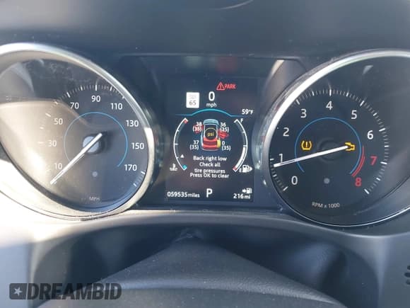 ✅ 2019 Jaguar F-Pace 25t • VIN: SADCS2FXXKA358277 • Lot: 41626419. Wystawiony na IAAI z przebiegiem 59 535 mil. Bezpłatny archiwum sprzedaży aukcyjnych z USA i szczegółowy raport historii pojazdu na DreamBid. Zdjęcie 7.