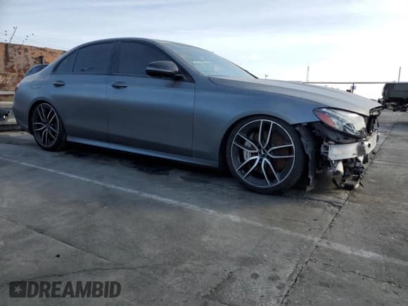 ✅ 2019 Mercedes-Benz E 53 AMG • VIN: WDDZF6BB7KA572404 • Lot: 45515705. Listed on Copart with 47,489 mi. Free auction sales archive from the USA and detailed vehicle history report at DreamBid. Image 4.