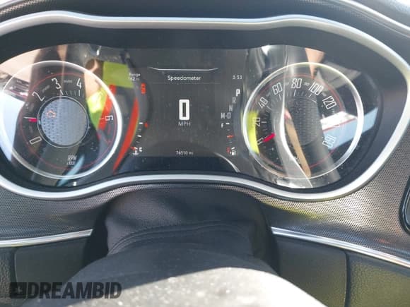 ✅ 2017 Dodge Challenger GT • VIN: 2C3CDZGG1HH543104 • Lot: 43501439. Wystawiony na IAAI z przebiegiem 76 510 mil. Bezpłatny archiwum sprzedaży aukcyjnych z USA i szczegółowy raport historii pojazdu na DreamBid. Zdjęcie 7.