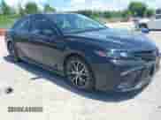 2023 Toyota Camry SE с VIN 4T1T11BK1PU093981, выставлен на аукционе IAAI как лот 42779443 с пробегом 36 456 миль миль и . История ставок и продаж доступна на DreamBid. Изображение 1.