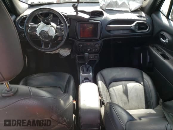 ✅ 2020 Jeep Renegade Altitude • VIN: ZACNJAB11LPK98178 • Lot: 71631393. Listed on Copart with 61,704 mi. Free auction sales archive from the USA and detailed vehicle history report at DreamBid. Image 8.
