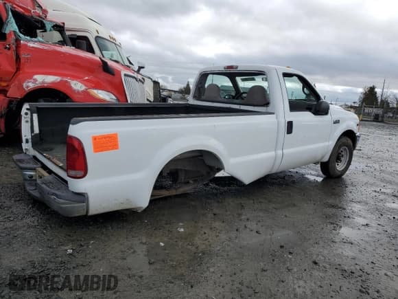 ✅ 2001 Ford F-250 XL • VIN: 1FTNF20L61EA86350 • Lot: 87375804. Listed on Copart with 159,039 mi. Free auction sales archive from the USA and detailed vehicle history report at DreamBid. Image 3.