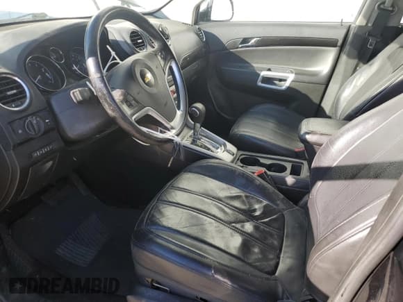 ✅ 2014 Chevrolet Captiva Sport LT • VIN: 3GNAL3EK6ES609771 • Lot: 47806445. Wystawiony na Copart z przebiegiem 120 955 mil. Bezpłatny archiwum sprzedaży aukcyjnych z USA i szczegółowy raport historii pojazdu na DreamBid. Zdjęcie 7.