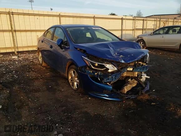 ✅ 2017 Chevrolet Cruze LT • VIN: 1G1BE5SM9H7146366 • Лот: 73087582. Опубликован ранее на Copart с пробегом 39 525 миль. Бесплатный доступ к архиву аукционных продаж из США и подробный отчёт об истории автомобиля на DreamBid. Изображение 11.