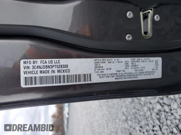 ✅ 2023 Jeep Compass Altitude • VIN: 3C4NJDBN3PT528308 • Lot: 90360425. Wystawiony na Copart z przebiegiem 42 526 mil. Bezpłatny archiwum sprzedaży aukcyjnych z USA i szczegółowy raport historii pojazdu na DreamBid. Zdjęcie 13.