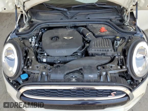 ✅ 2018 MINI Convertible Cooper S • VIN: WMWWG9C59J3E38968 • Лот: 60402035. Опубликован ранее на Copart с пробегом 31 075 миль. Бесплатный доступ к архиву аукционных продаж из США и подробный отчёт об истории автомобиля на DreamBid. Изображение 11.