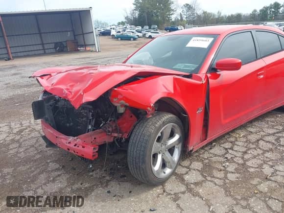 ✅ 2014 Dodge Charger RT • VIN: 2C3CDXCT8EH182294 • Lot: 41859603. Listed on IAAI with 136,132 mi. Free auction sales archive from the USA and detailed vehicle history report at DreamBid. Image 17.