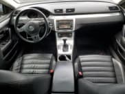 ✅ 2009 Volkswagen CC 4Motion • VIN: WVWGU73C39E517729 • Лот: 84963835. Опубликован ранее на Copart с пробегом 162 520 миль. Бесплатный доступ к архиву аукционных продаж из США и подробный отчёт об истории автомобиля на DreamBid. Изображение 8.