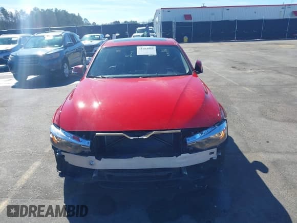 ✅ 2016 BMW 3 Series 320i xDrive • VIN: WBA8E5G50GNU20841 • Lot: 41684968. Listed on IAAI with 118,058 mi. Free auction sales archive from the USA and detailed vehicle history report at DreamBid. Image 13.