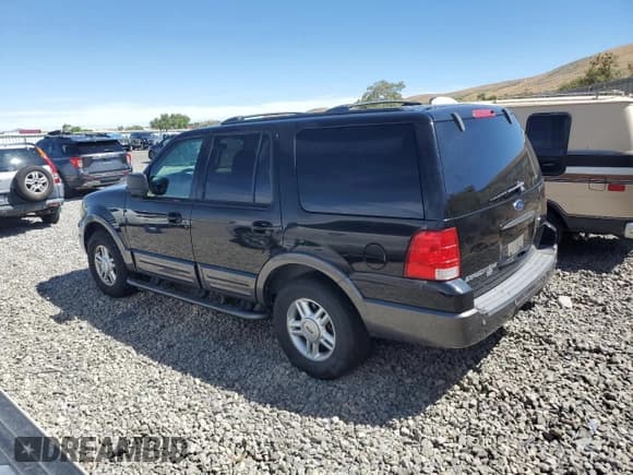 ✅ 2004 Ford Expedition Special Service • VIN: 1FMFU16L14LA78633 • Lot: 68011355. Wystawiony na Copart z przebiegiem 208 369 mil. Bezpłatny archiwum sprzedaży aukcyjnych z USA i szczegółowy raport historii pojazdu na DreamBid. Zdjęcie 2.