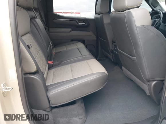 ✅ 2022 Chevrolet Silverado 1500 ZR2 • VIN: 3GCUDHEL4NG635152 • Лот: 41720953. Опубликован ранее на IAAI с пробегом 30 958 миль. Бесплатный доступ к архиву аукционных продаж из США и подробный отчёт об истории автомобиля на DreamBid. Изображение 8.