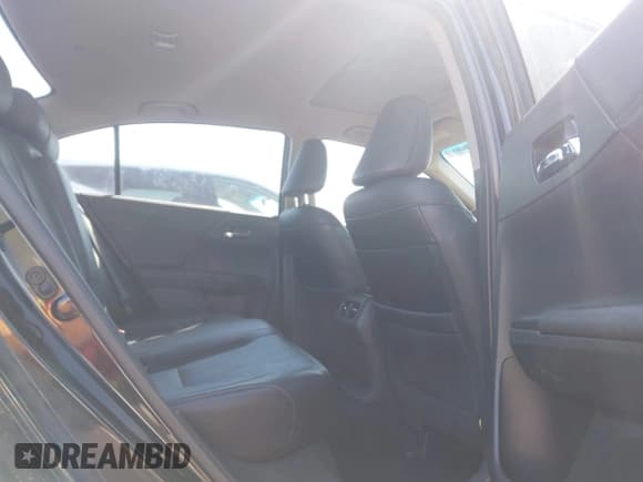 ✅ 2017 Honda Accord EX-L • VIN: 1HGCR3F8XHA040241 • Lot: 43171595. Listed on IAAI with 143,962 mi. Free auction sales archive from the USA and detailed vehicle history report at DreamBid. Image 8.