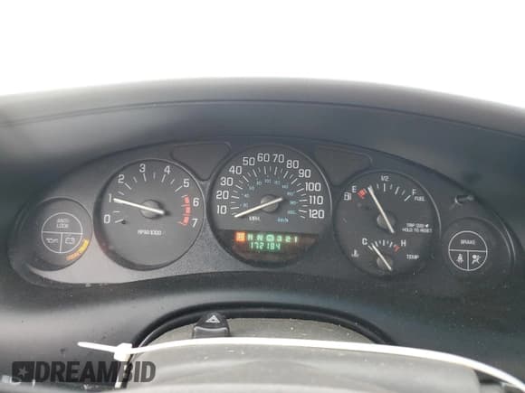 ✅ 2003 Buick Regal LS • VIN: 2G4WB52K131294514 • Lot: 60435005. Listed on Copart with 172,184 mi. Free auction sales archive from the USA and detailed vehicle history report at DreamBid. Image 9.