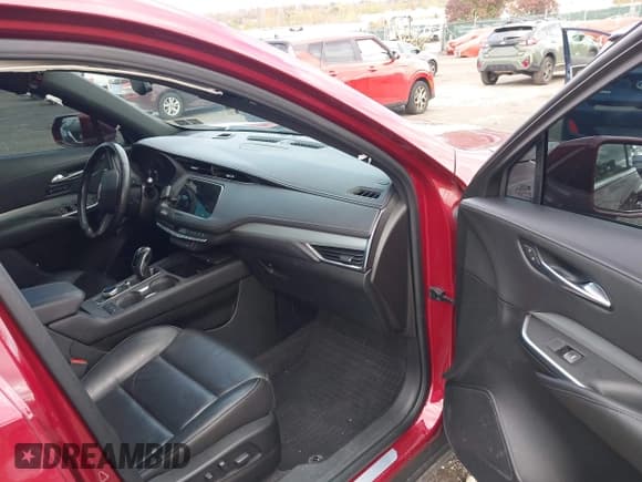 ✅ 2019 Cadillac XT4 FWD Premium Luxury • VIN: 1GYFZCR45KF209512 • Lot: 43591824. Listed on IAAI with 85,895 mi. Free auction sales archive from the USA and detailed vehicle history report at DreamBid. Image 5.