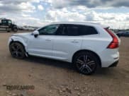 ✅ 2018 Volvo XC60 Momentum • VIN: LYVA22RK1JB117637 • Лот: 70575435. Опубликован ранее на Copart с пробегом 44 064 миль. Бесплатный доступ к архиву аукционных продаж из США и подробный отчёт об истории автомобиля на DreamBid. Изображение 2.