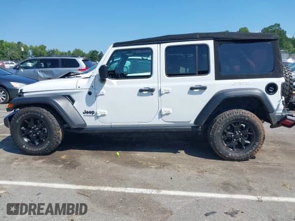 ✅ 2022 Jeep Wrangler Unlimited Sport S • VIN: 1C4HJXDG8NW259579 • Lot: 42974393. Wystawiony na IAAI z przebiegiem 55 553 mil. Bezpłatny archiwum sprzedaży aukcyjnych z USA i szczegółowy raport historii pojazdu na DreamBid. Zdjęcie 14.