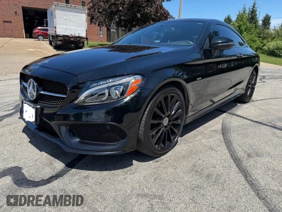 ✅ 2018 Mercedes-Benz C 300 • VIN: WDDWJ4KB3JF659952 • Lot: 62150725. Listed on Copart with 75,589 mi. Free auction sales archive from the USA and detailed vehicle history report at DreamBid. Image 2.