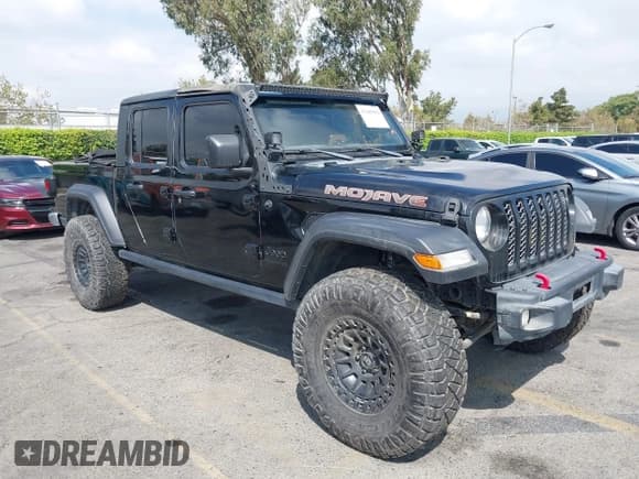 ✅ 2020 Jeep Gladiator Sport S • VIN: 1C6HJTAG6LL197344 • Лот: 43185992. Опубликован ранее на IAAI с пробегом 79 129 миль. Бесплатный доступ к архиву аукционных продаж из США и подробный отчёт об истории автомобиля на DreamBid. Изображение 1.