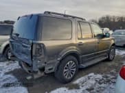 ✅ 2016 Ford Expedition XLT • VIN: 1FMJU1JT8GEF35304 • Lot: 95019555. Wystawiony na Copart z przebiegiem 141 868 mil. Bezpłatny archiwum sprzedaży aukcyjnych z USA i szczegółowy raport historii pojazdu na DreamBid. Zdjęcie 3.